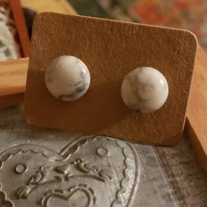 Vintage Marbled Stud Earrings